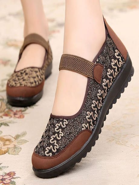 Women's Red Embroidered Mary Jane Flats